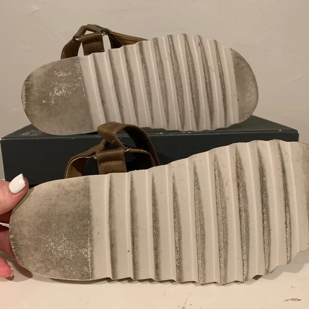 Corkys Make It A Go Sandals Womens 7 Brown Good Platform Sawtooth Strap‎